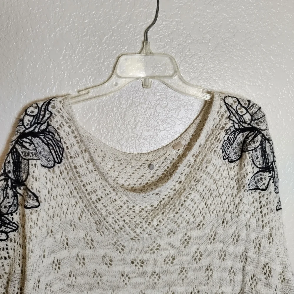 Anthropologie knitted knotted
